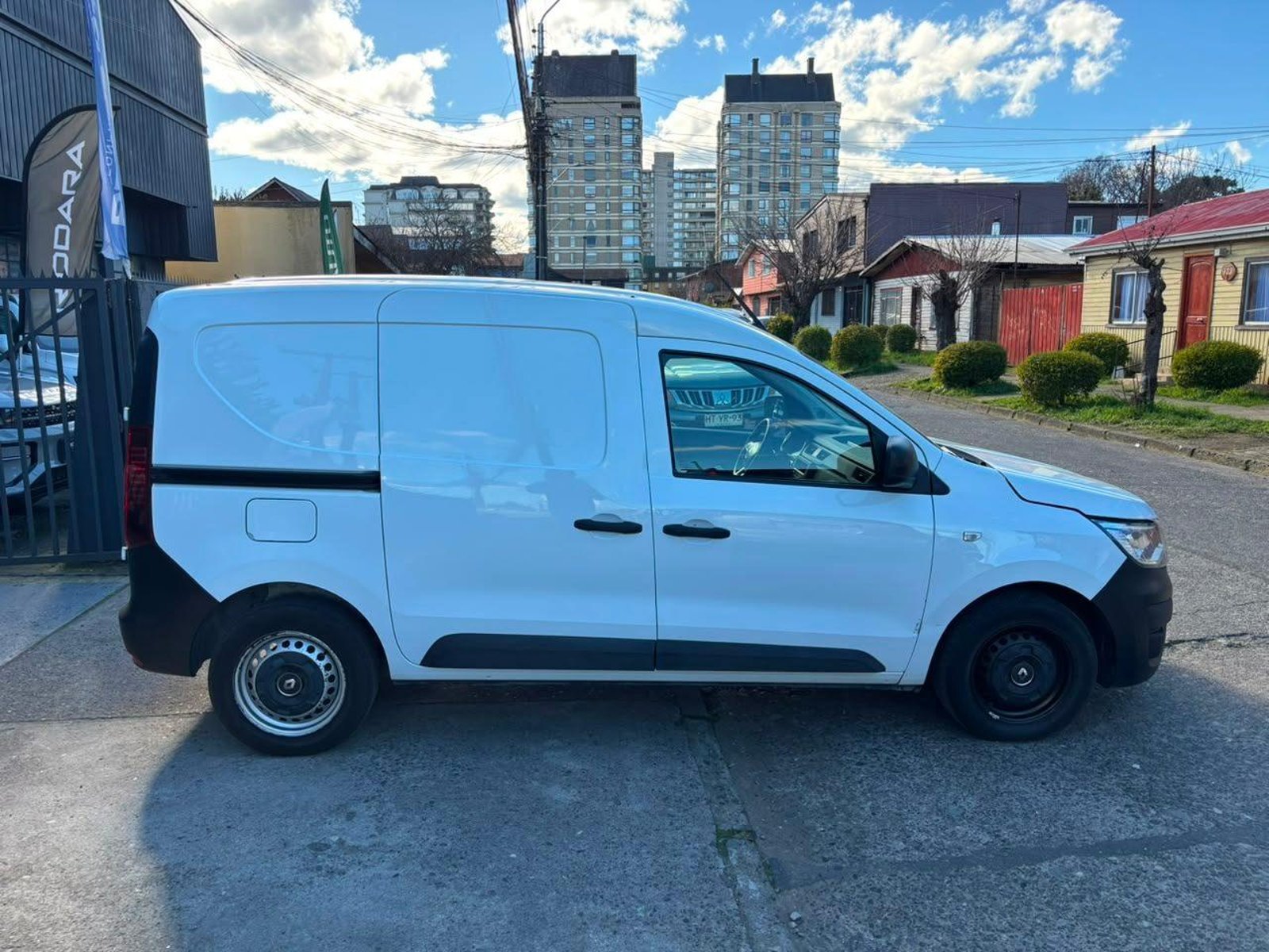 Renault EXPRESS 2023 - Foto 4 de 15