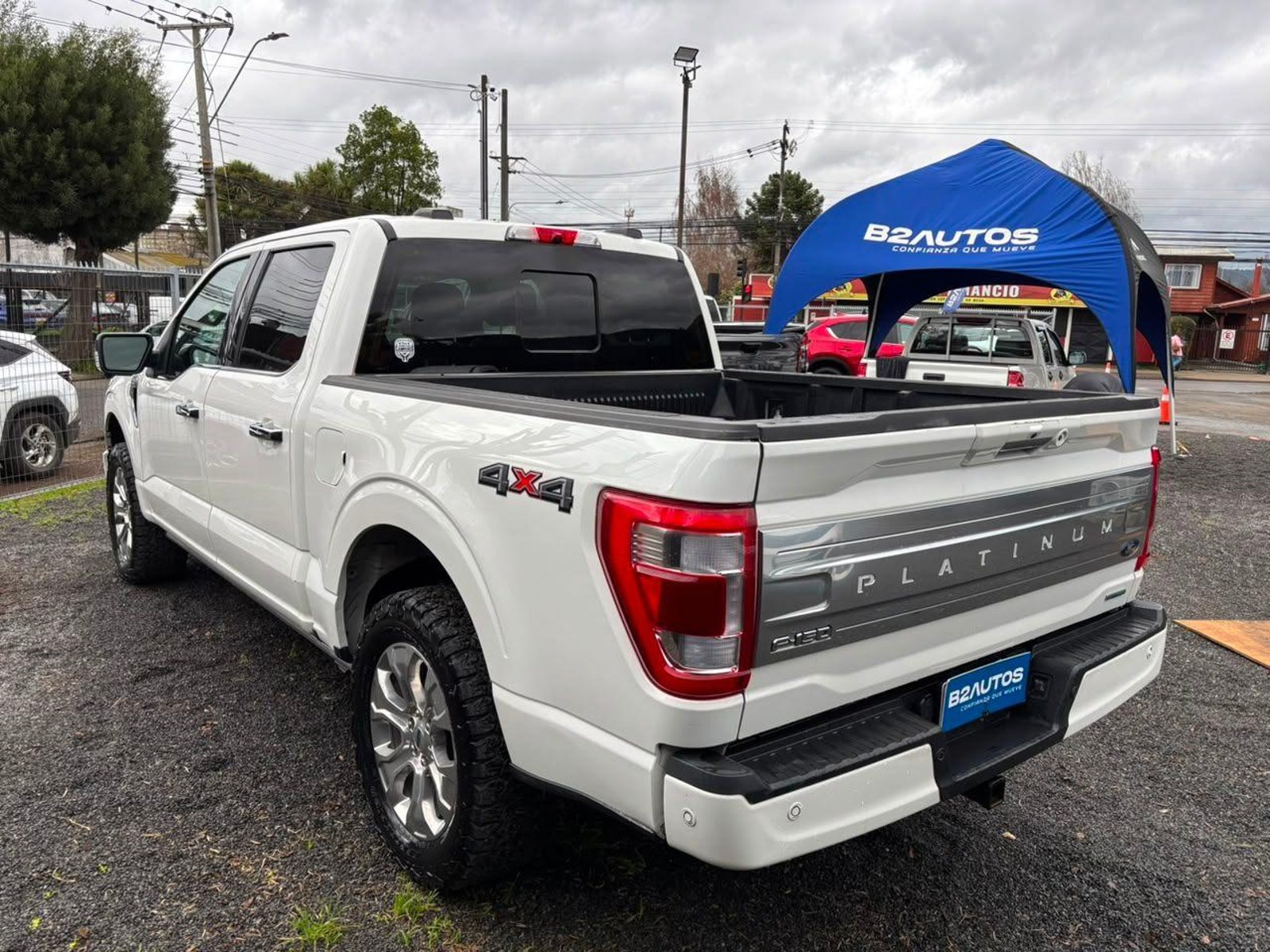 Ford F150 PLATINIUM 2023 - Imagen 6 de 19
