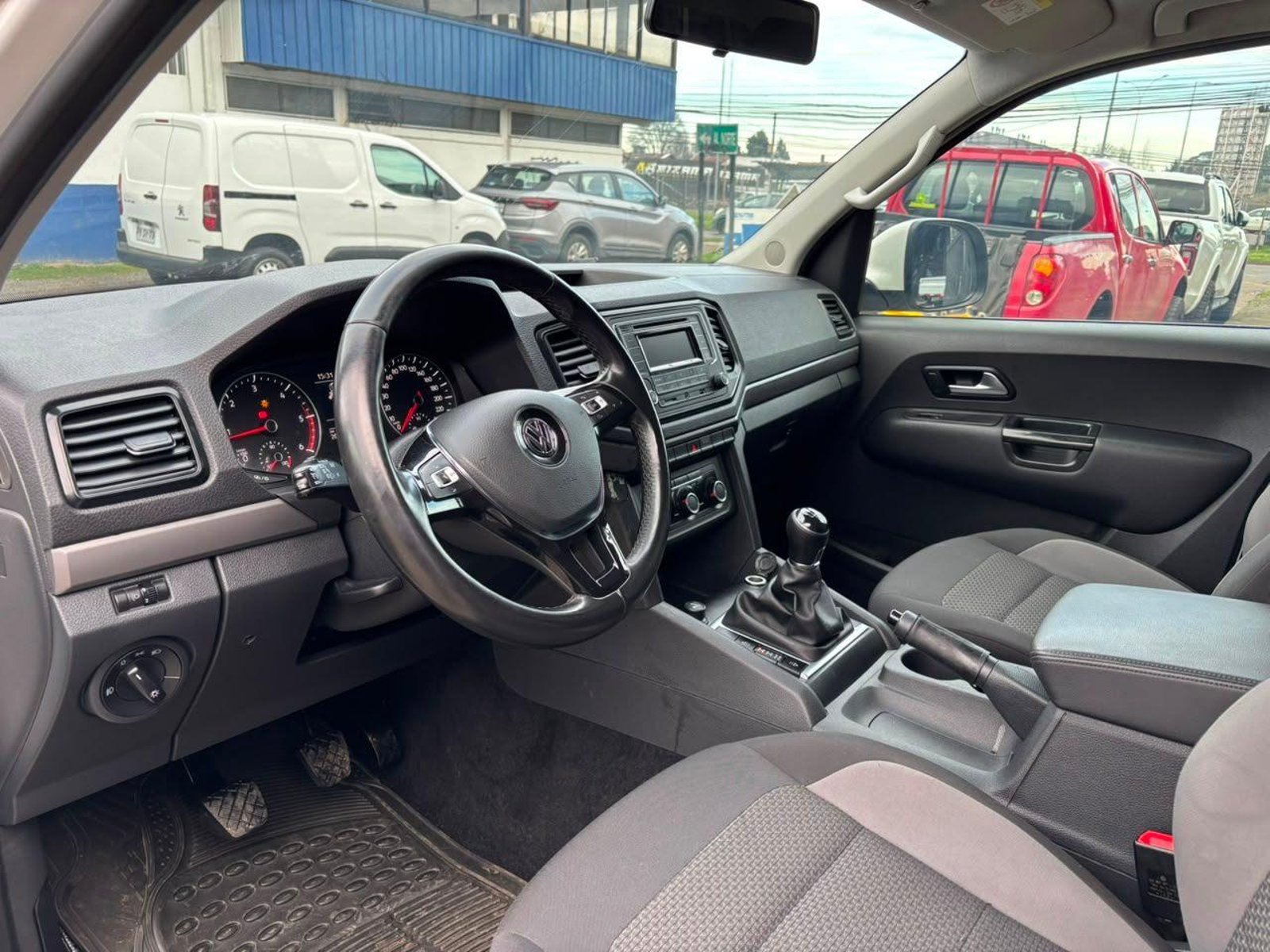 Volkswagen AMAROK TRENDLINE 2021 - Imagen 10 de 14