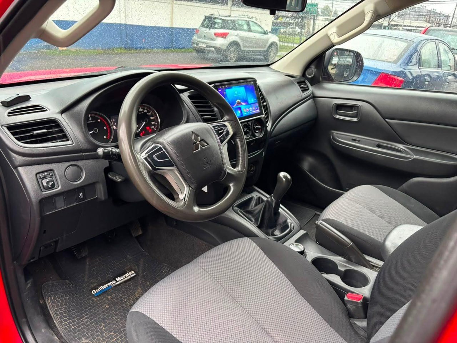 Mitsubishi L200 KATANA CRT 2022 - Imagen 11 de 16