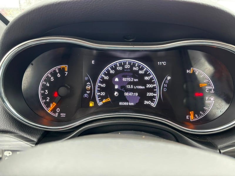 Jeep GRAND CHEROKEE LTD 2020 - Imagen 8 de 16