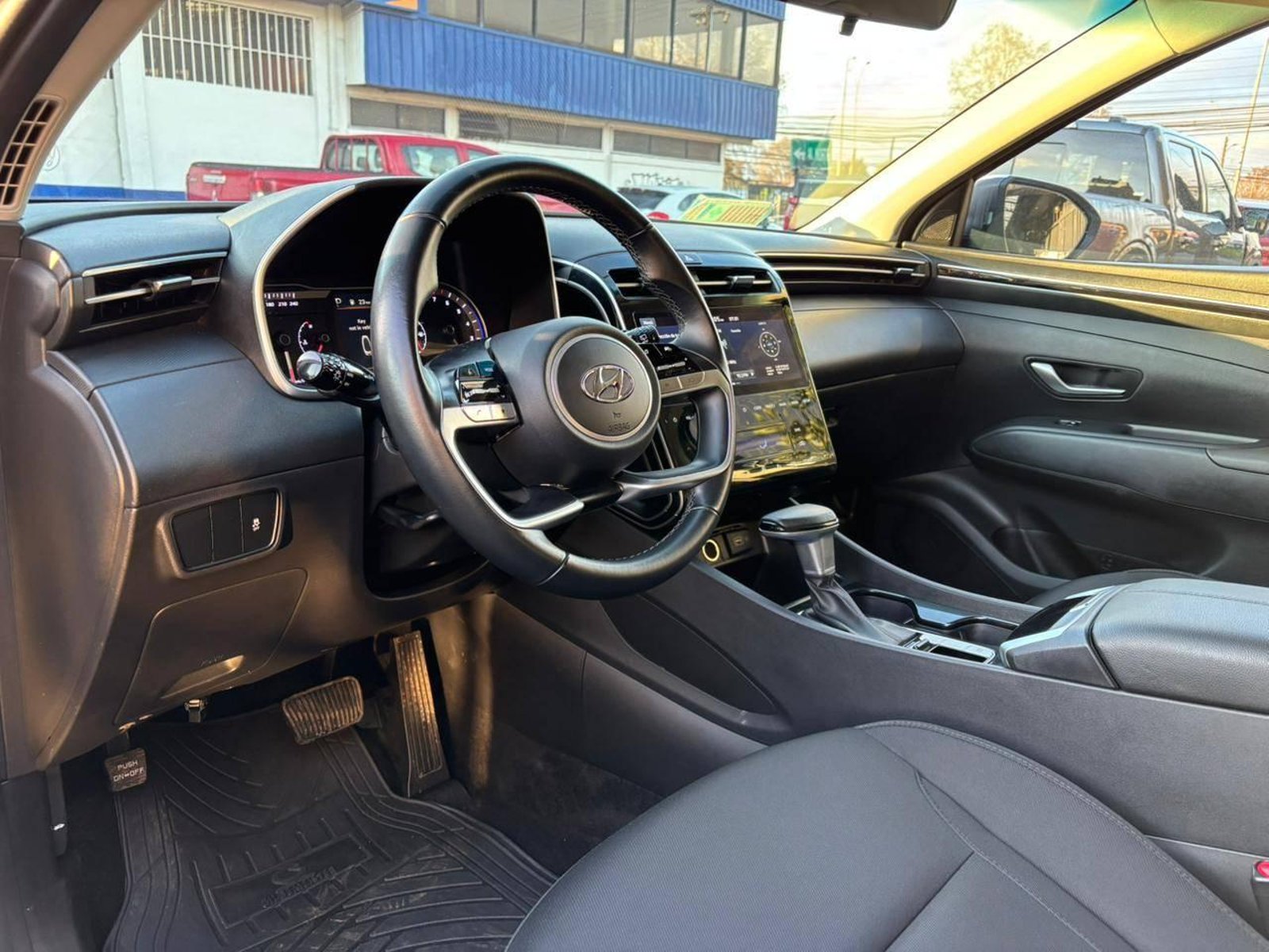 Hyundai TUCSON 2025 - Imagen 16 de 16