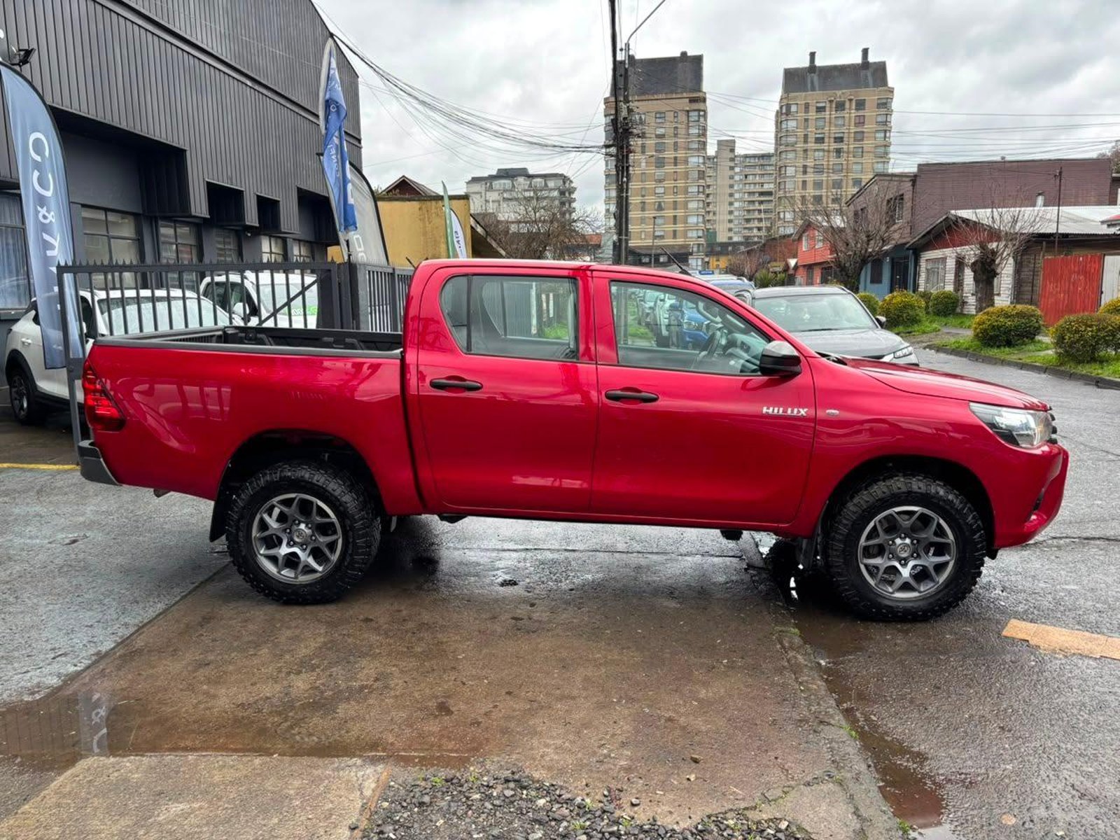 Toyota HILUX 4X2 2021 - Imagen 7 de 15