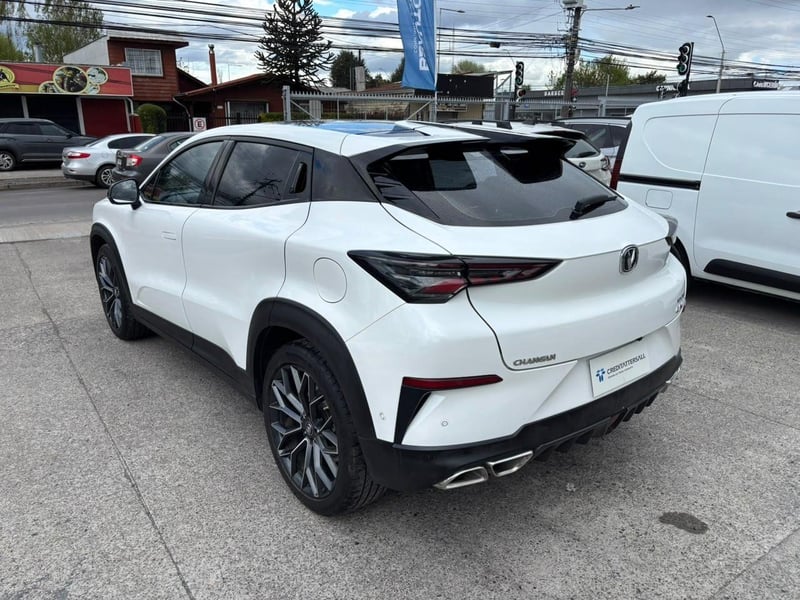 Changan UNI T TURBO 2025 - Imagen 7 de 19
