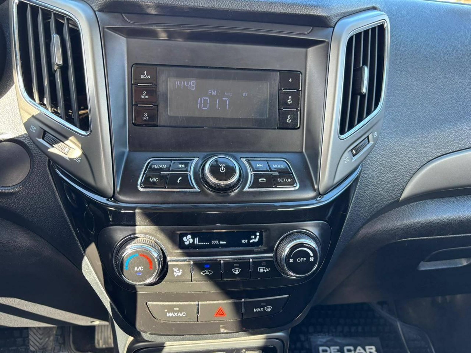 Changan CS15 VVT MT 2025 - Imagen 14 de 16