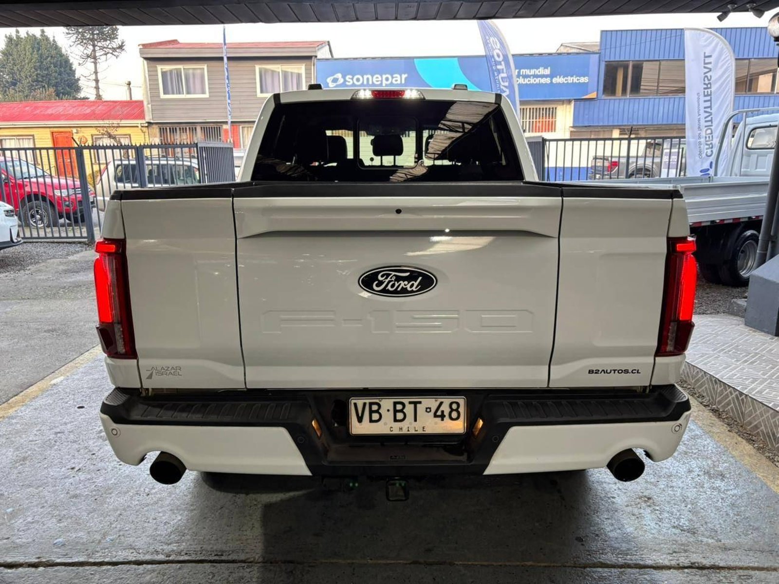 Ford F150 LARIAT BLACK 2025 - Imagen 6 de 19