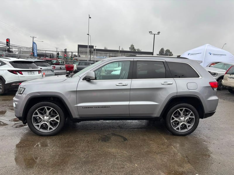 Jeep GRAND CHEROKEE LTD 2020 - Imagen 6 de 16