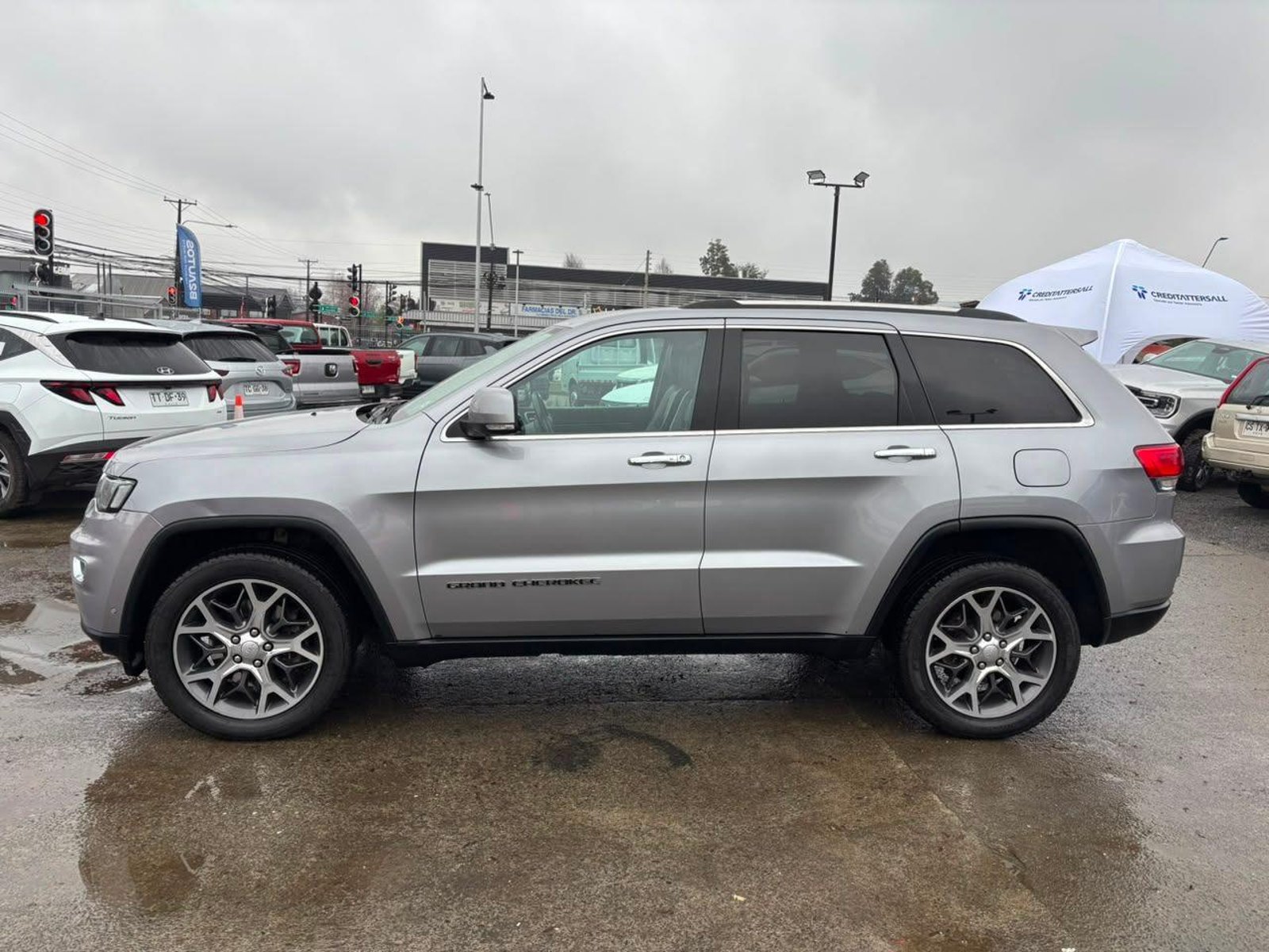 Jeep GRAND CHEROKEE LTD 2020 - Imagen 6 de 16