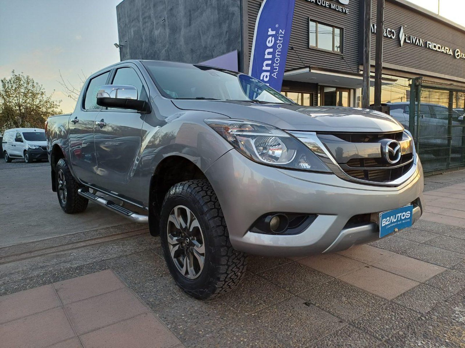 Mazda BT-50 2021 - Foto 2 de 11