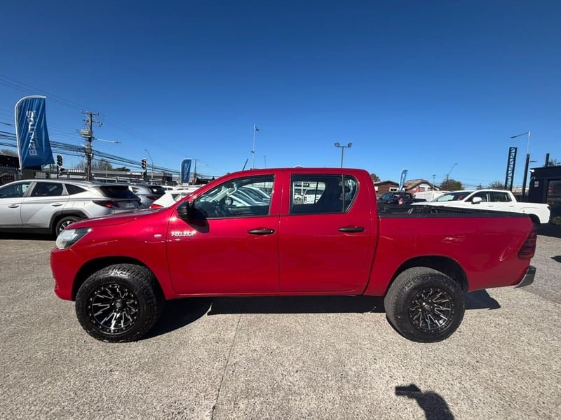 Toyota HILUX 2021 - Imagen 3 de 15