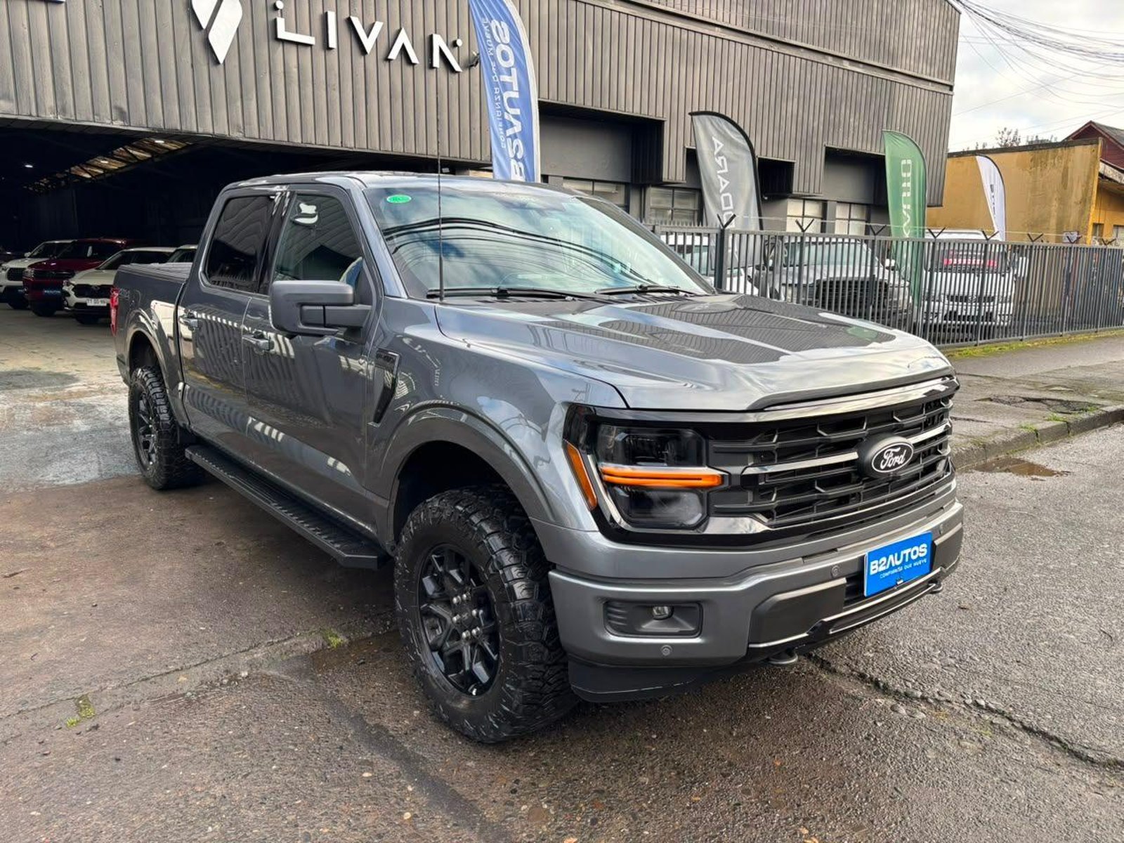 Ford F-150 XLT 2026 - Foto 2 de 20
