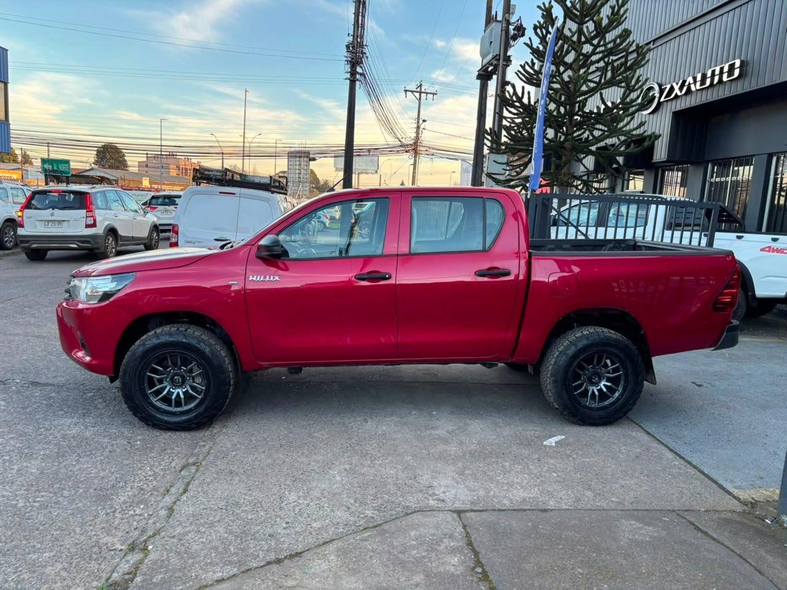 Toyota HILUX 2021 - Foto 4 de 15