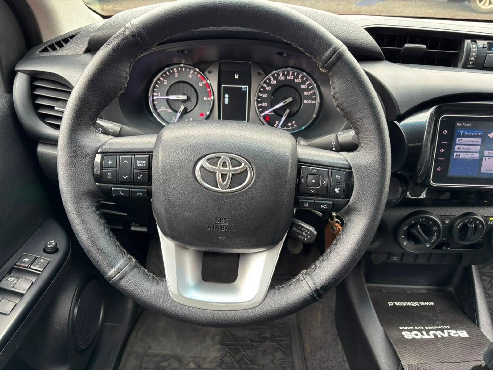 Toyota HILUX 4X2 2021 - Imagen 11 de 15