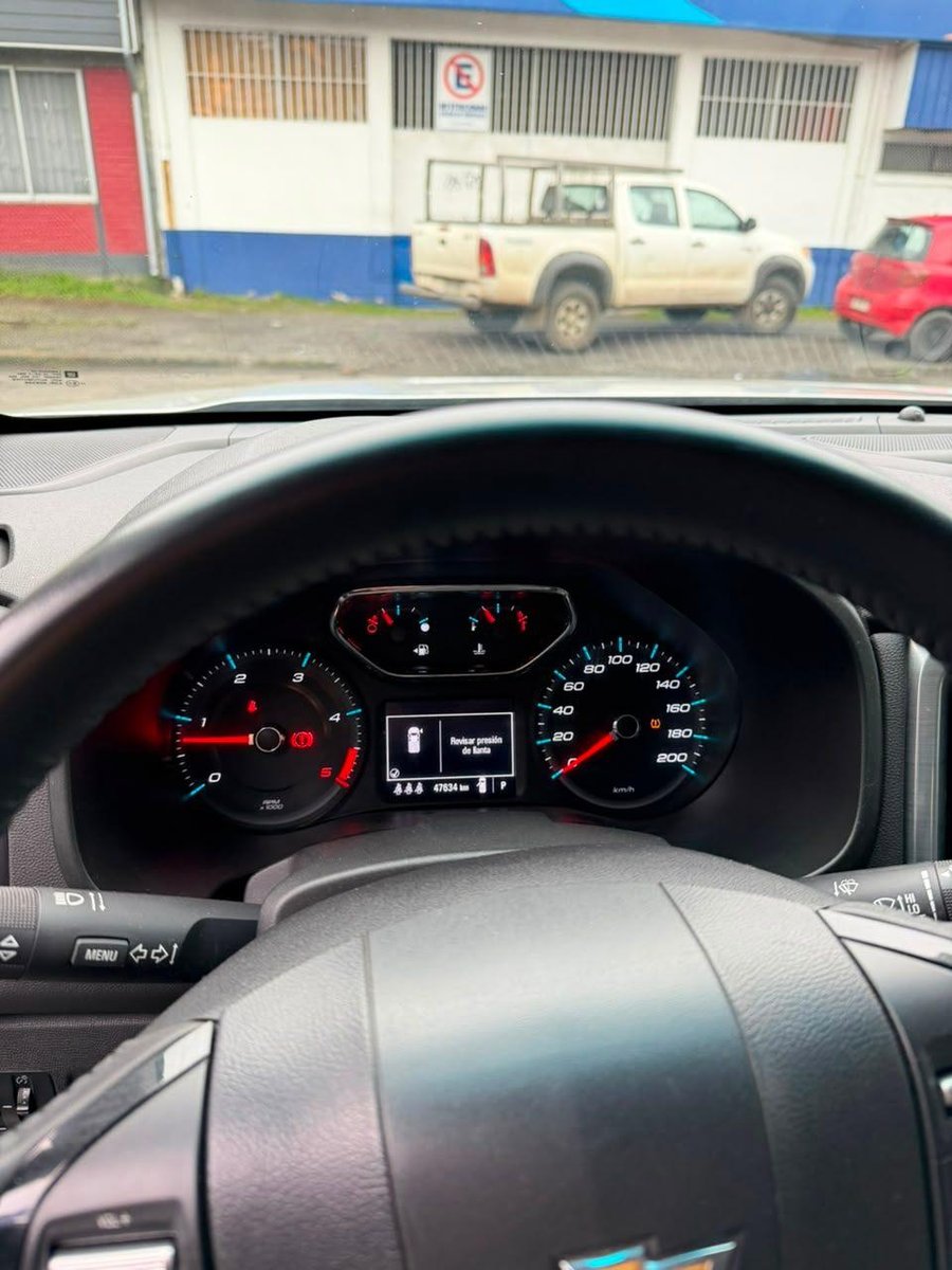 Chevrolet COLORADO II 4X4 2.8 2023 - Imagen 7 de 11