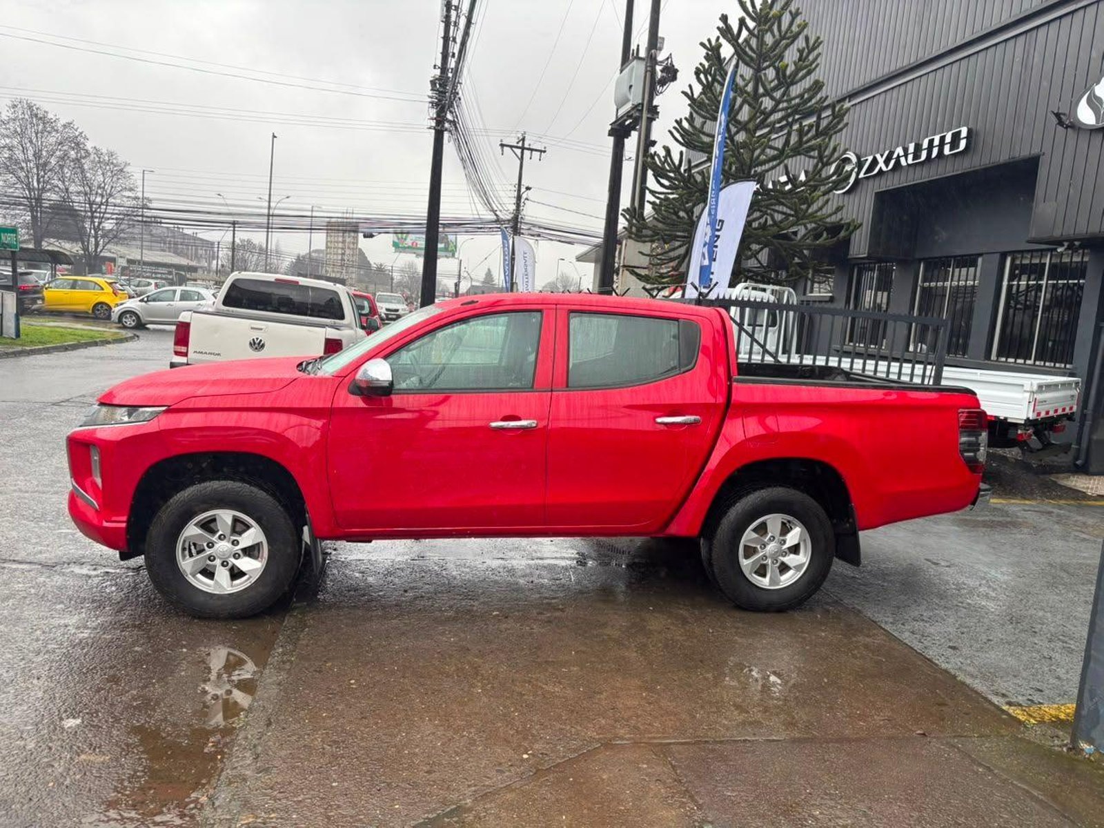 Mitsubishi L200 2023 - Imagen 8 de 14