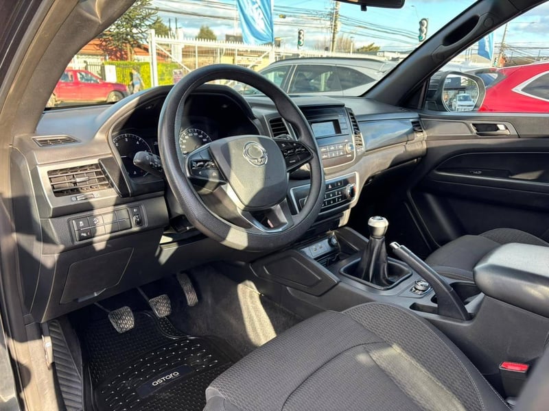 SsangYong GRAND MUSSO 2024 - Imagen 11 de 16