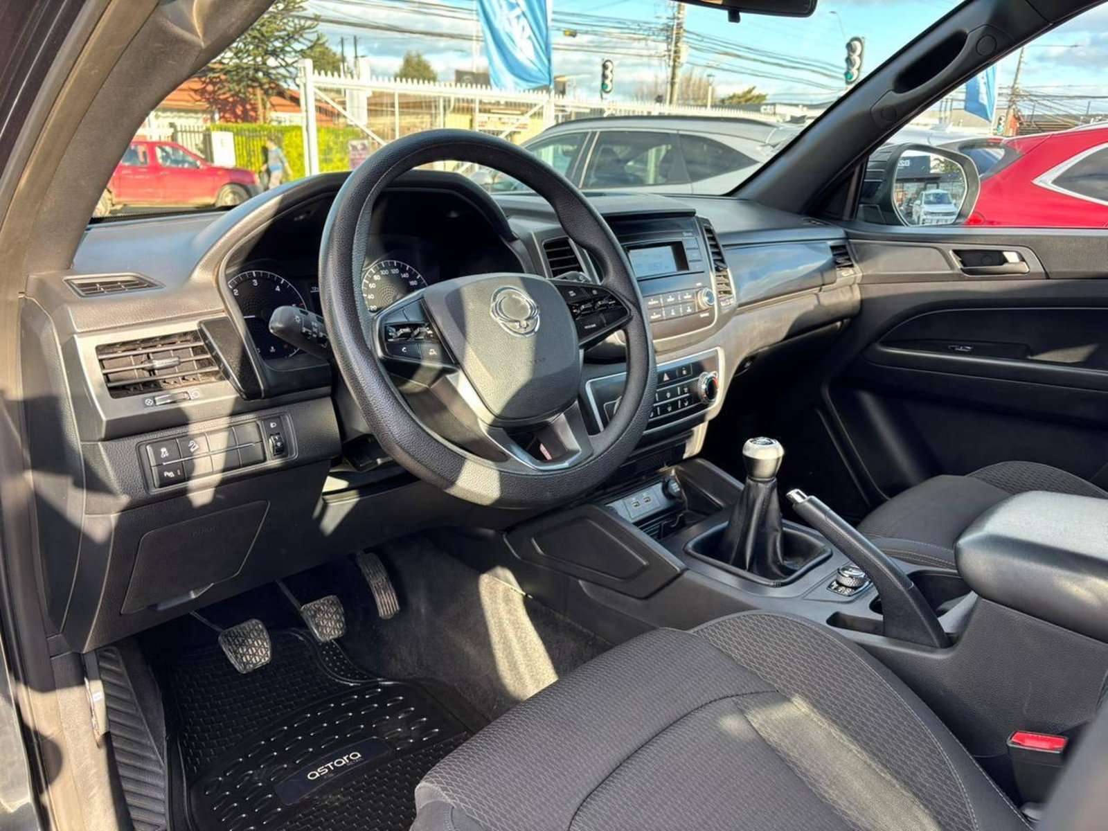 SsangYong GRAND MUSSO 2024 - Imagen 11 de 16