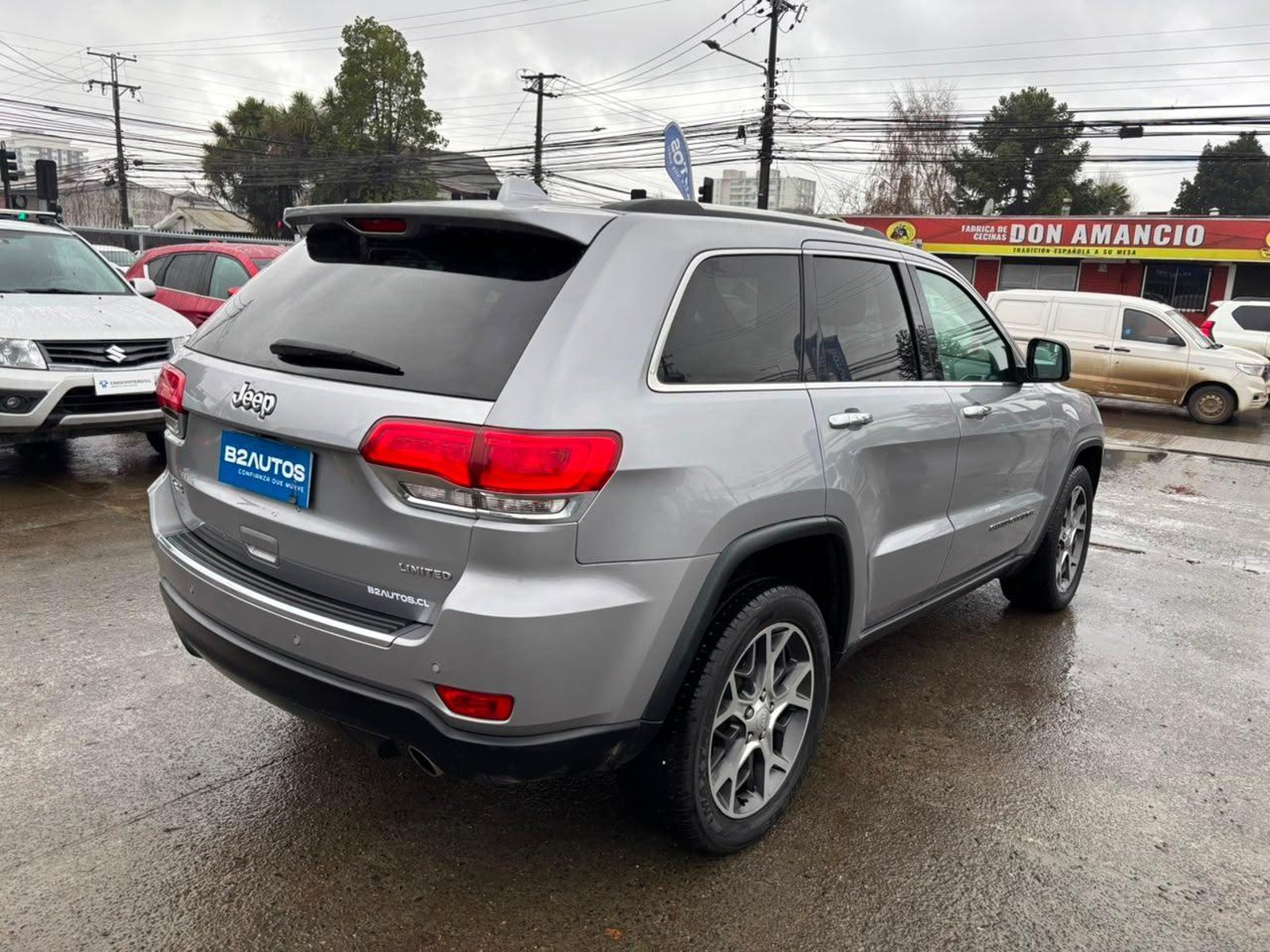 Jeep GRAND CHEROKEE LTD 2020 - Foto 4 de 16