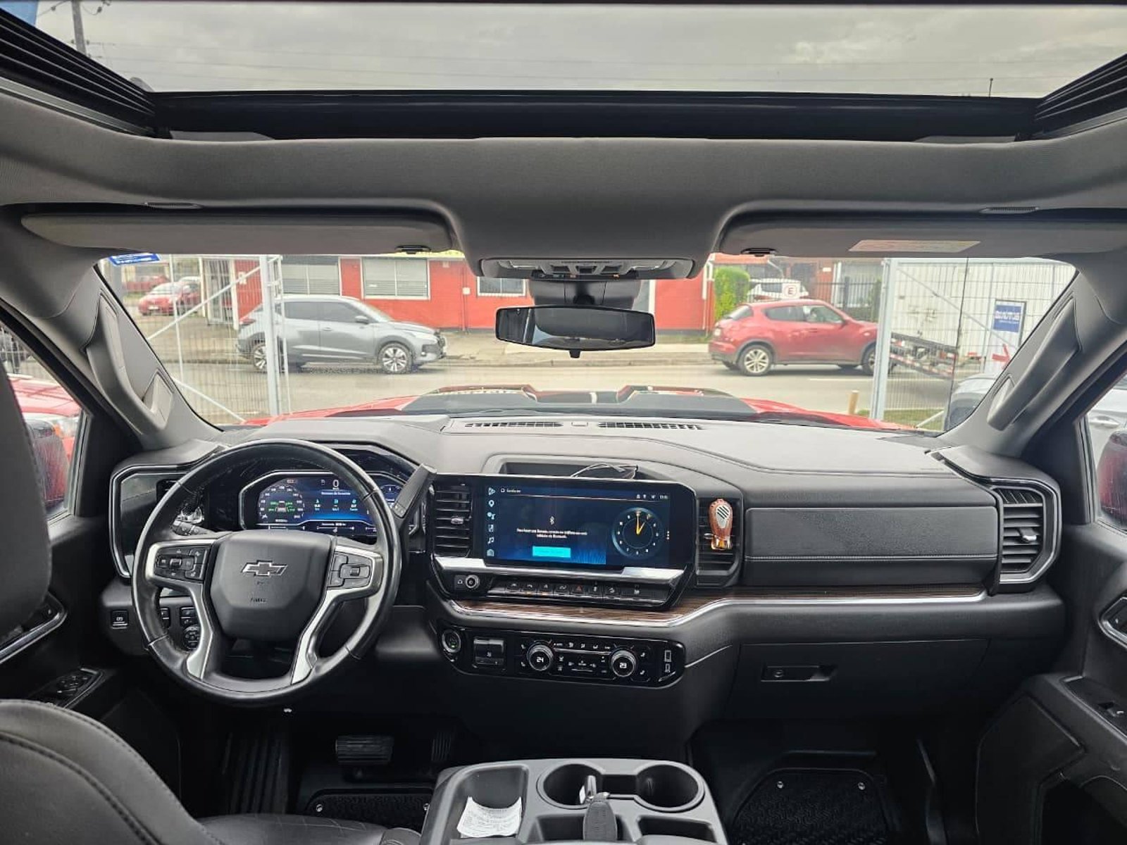 Chevrolet SILVERADO 4X4 2024 - Imagen 8 de 11