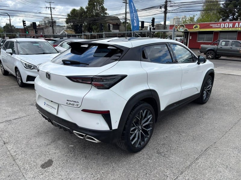 Changan UNI T TURBO 2025 - Imagen 8 de 19