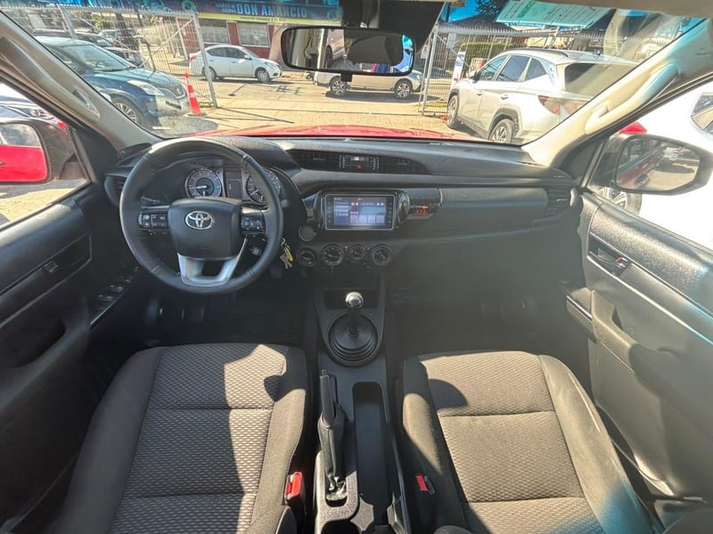 Toyota HILUX 2021 - Imagen 11 de 15