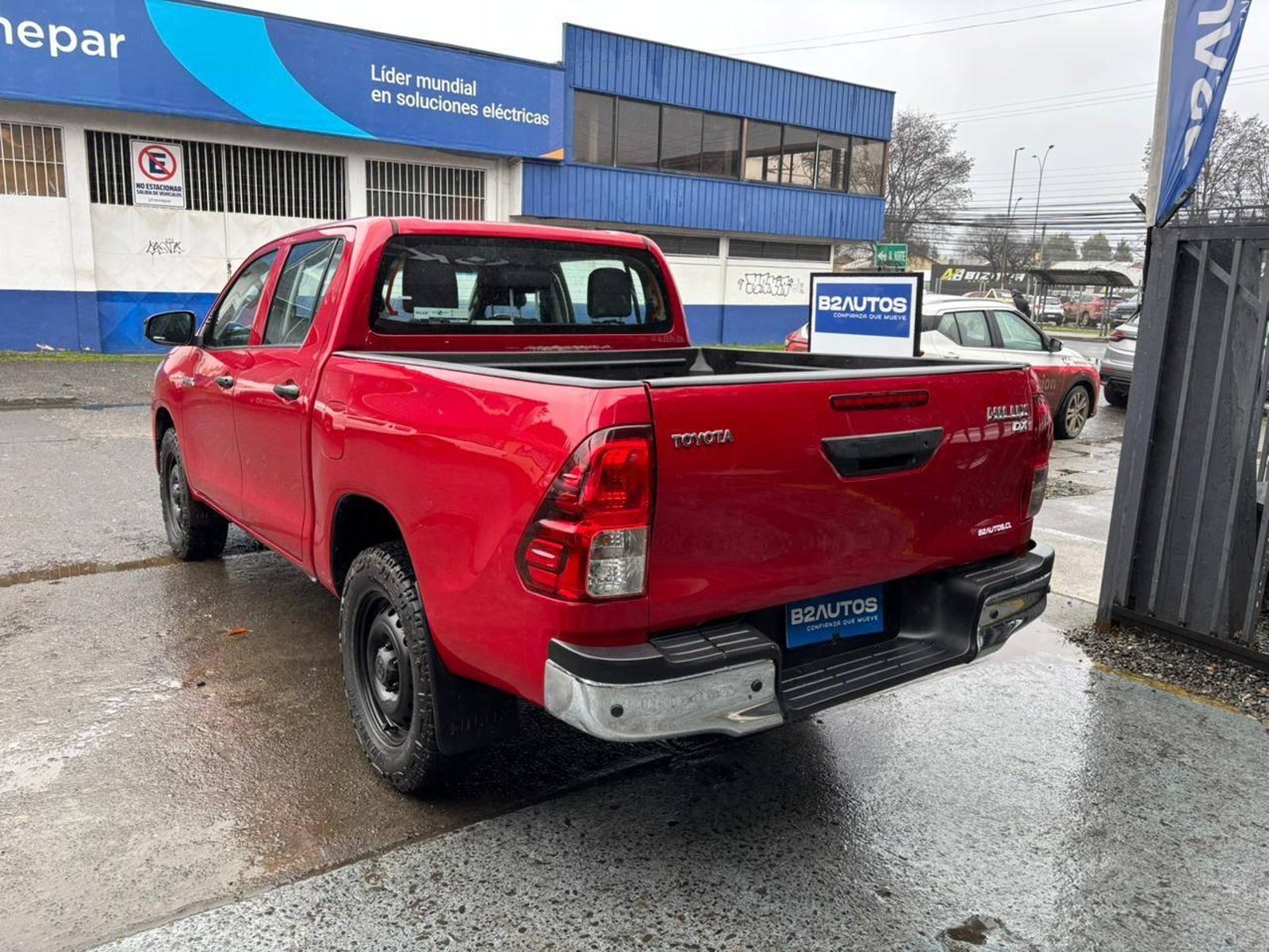 Toyota HILUX 2023 - Foto 4 de 6
