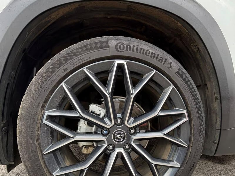 Changan UNI T TURBO 2025 - Imagen 18 de 19