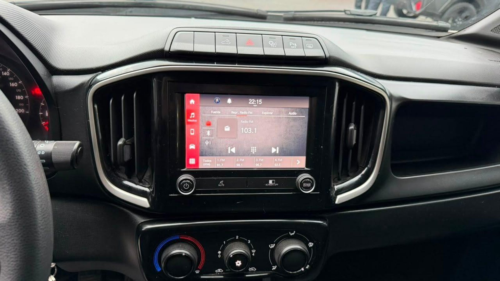 RAM 700 SLT CD 2024 - Imagen 10 de 12