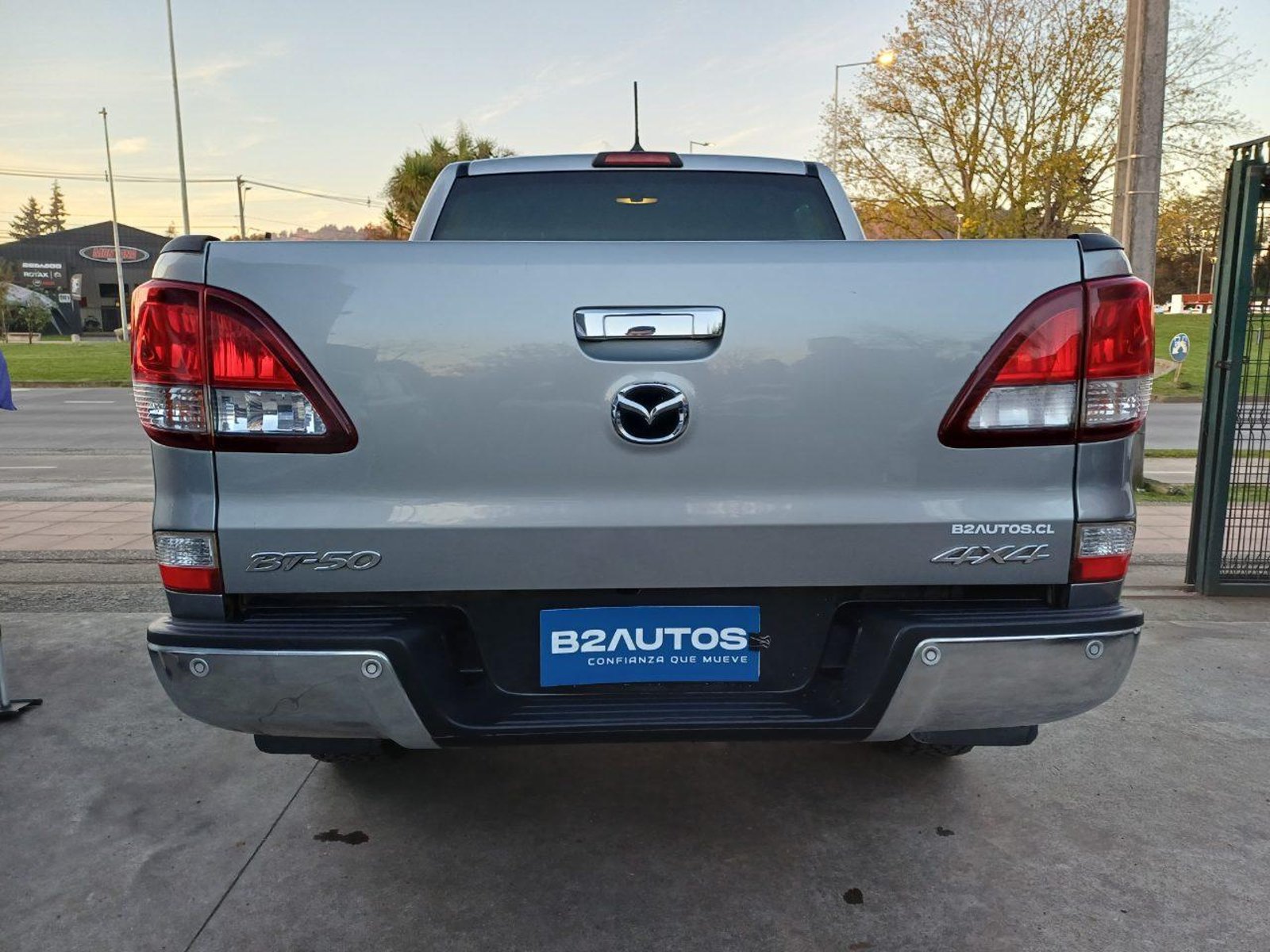Mazda BT-50 2021 - Imagen 8 de 11