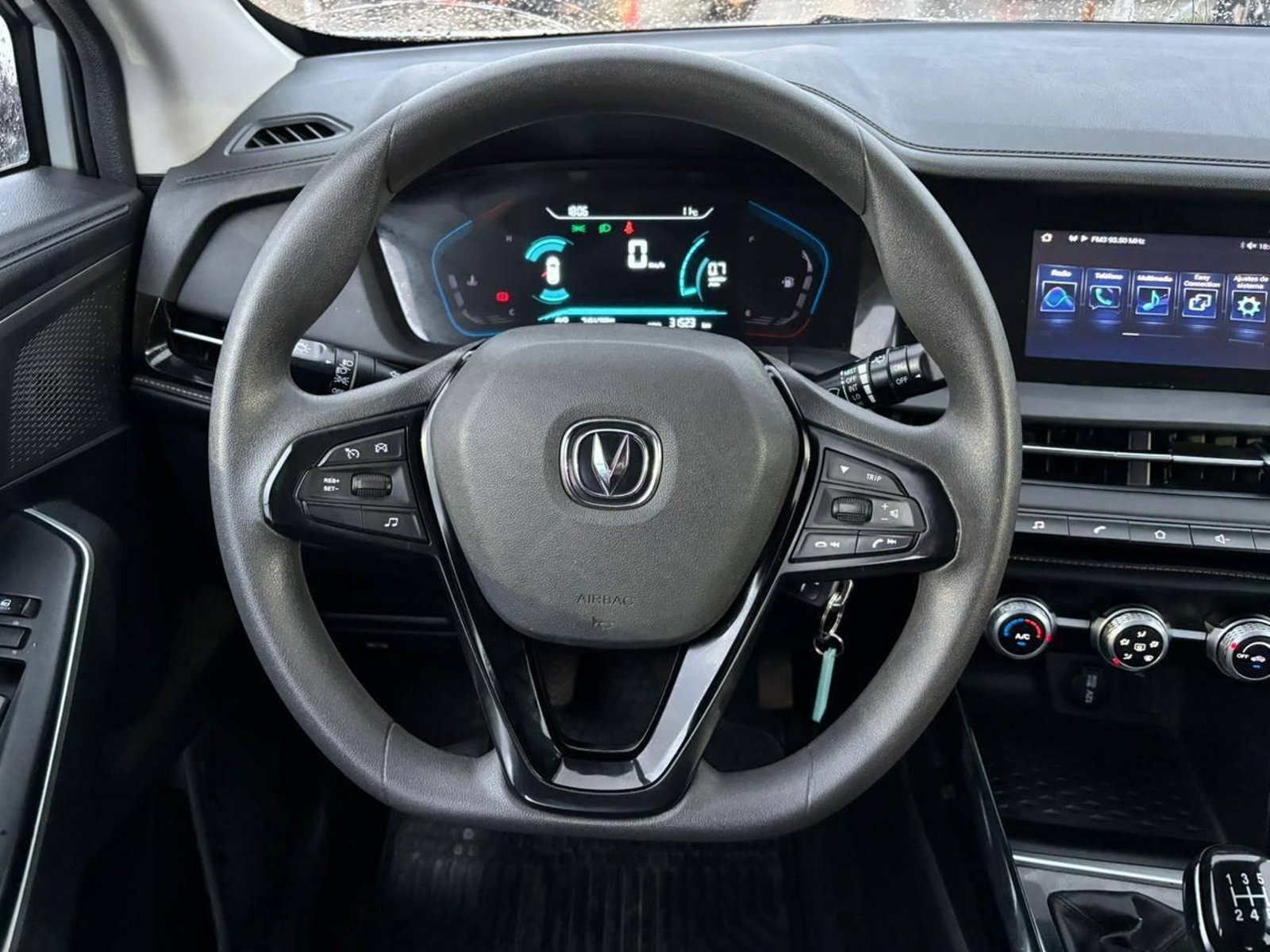 Changan CS15 HB 4X2 2023 - Imagen 10 de 12