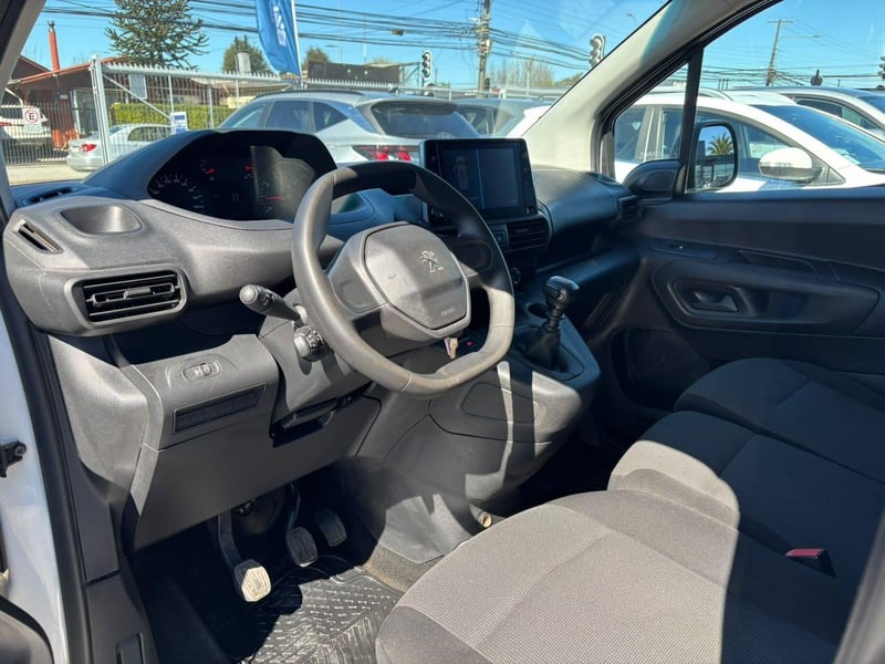 Peugeot PARTNER 2024 - Imagen 9 de 15