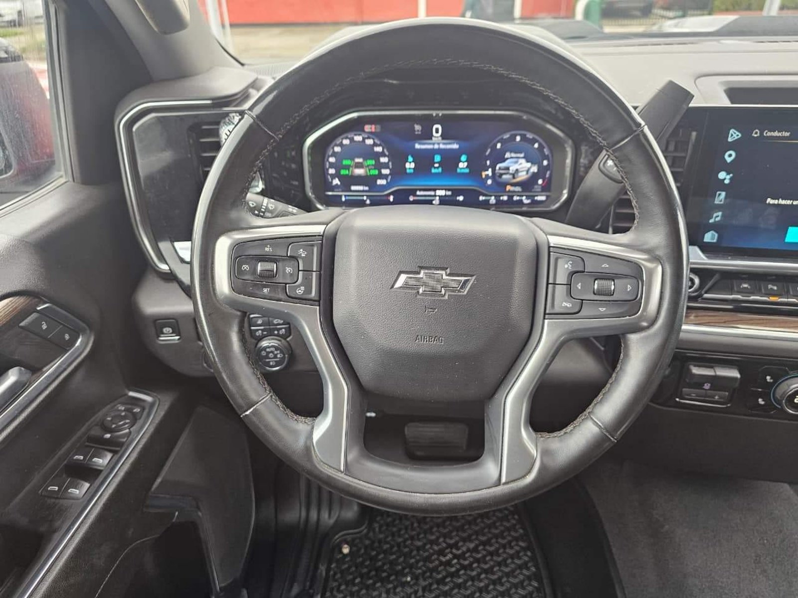 Chevrolet SILVERADO 4X4 2024 - Imagen 7 de 11