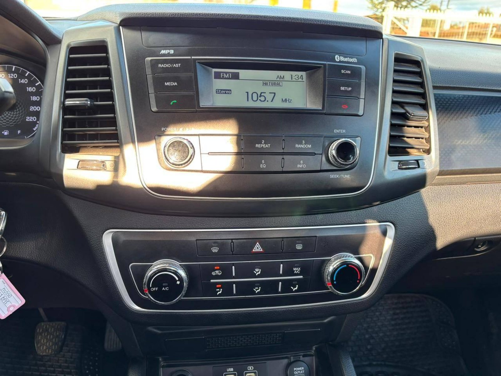 SsangYong GRAND MUSSO 2024 - Imagen 16 de 16