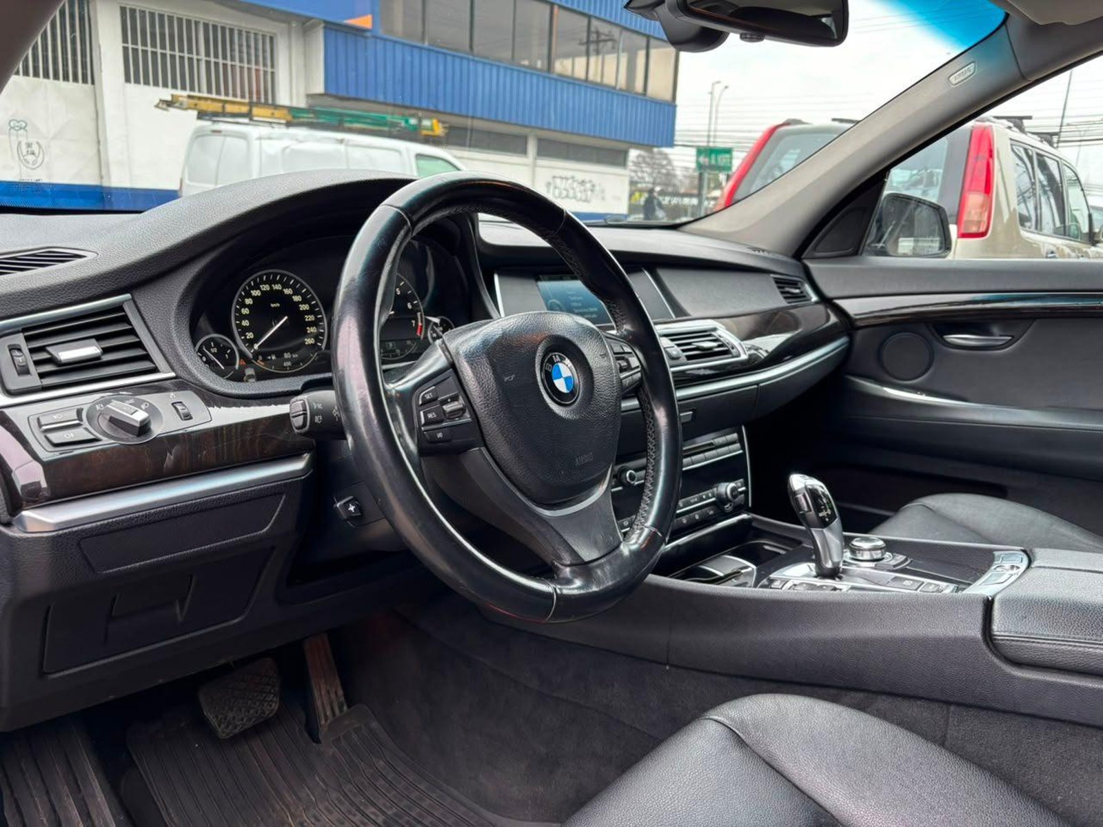 BMW 535I GT 2012 - Imagen 13 de 16