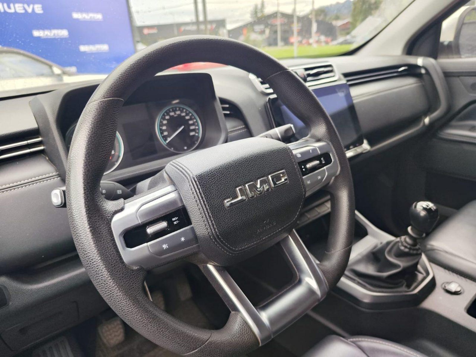 JMC GRAND AVENUE 4X4 2.3 2024 - Imagen 10 de 13