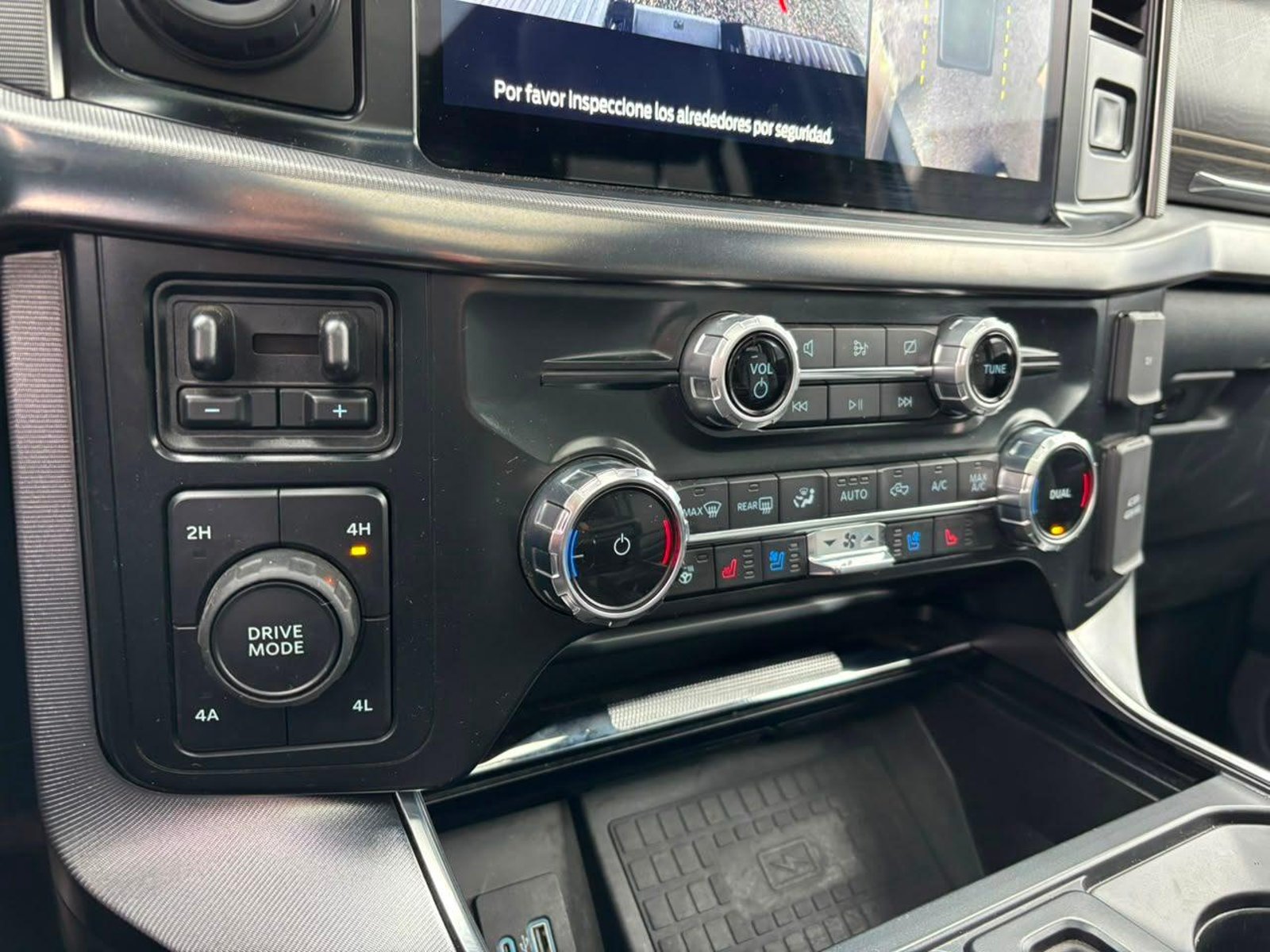 Ford F150 PLATINIUM 2023 - Imagen 12 de 19
