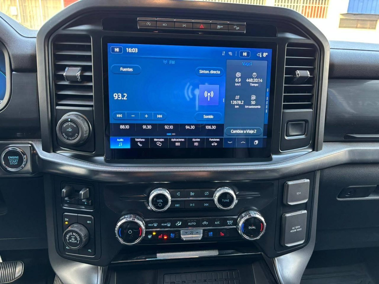 Ford F150 LARIAT BLACK 2025 - Imagen 16 de 19