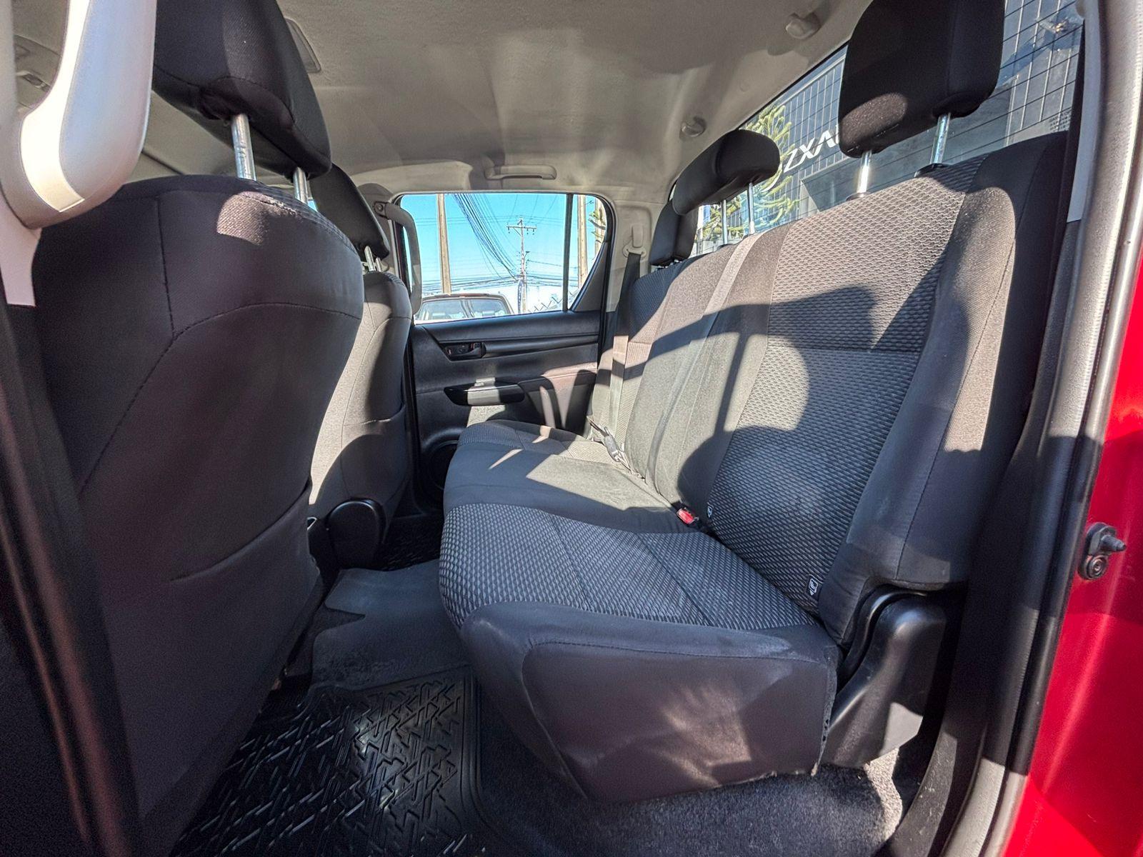 Toyota HILUX 2023 - Imagen 10 de 12