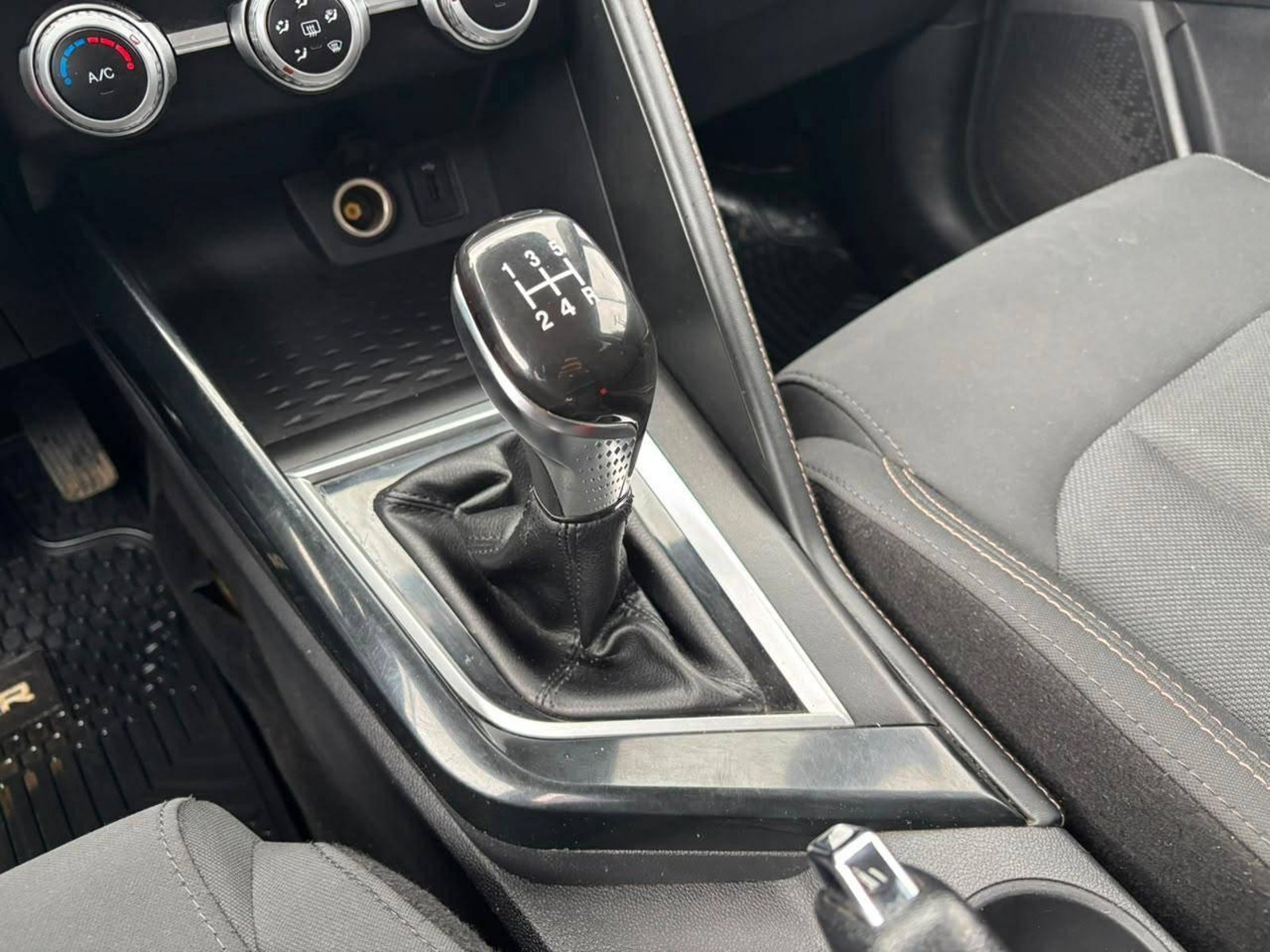 Changan CS15 PLUS 2023 - Imagen 17 de 17