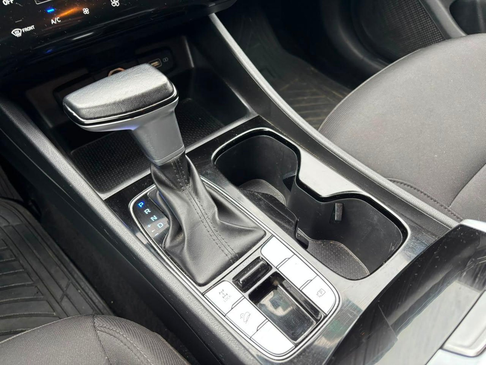 Hyundai TUCSON NX4 MPI 2025 - Imagen 16 de 17