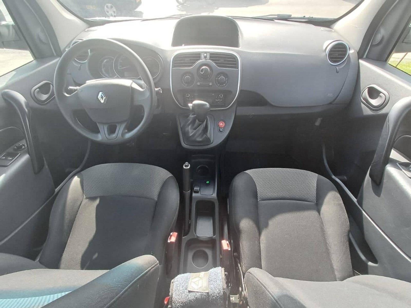 Renault KANGOO 2022 - Imagen 9 de 15