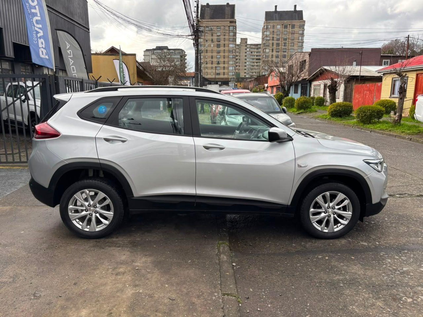 Chevrolet TRACKER 2023 - Imagen 6 de 16