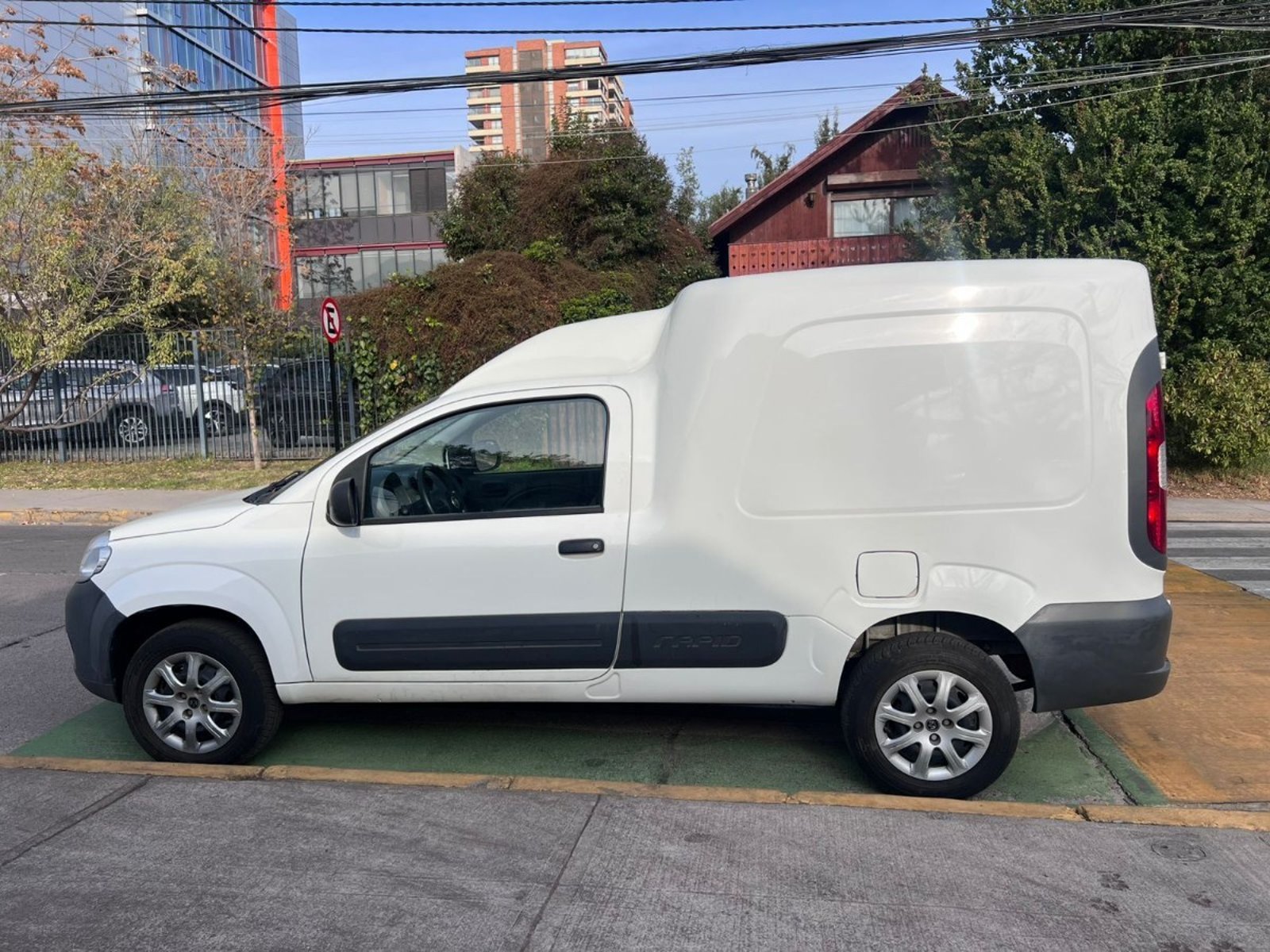 RAM VAN 700 700 RAPID 1.4 A/C 2021 - Imagen 8 de 10