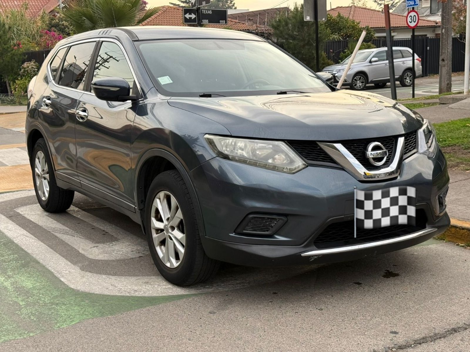 Nissan X-TRAIL X TRAIL SENSE 2.5 AUT 2016 - Imagen 3 de 10