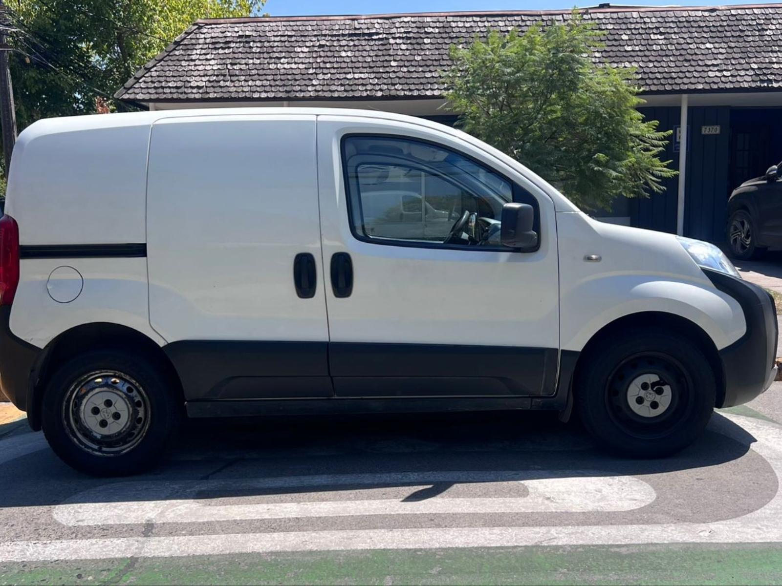 Peugeot BIPPER Bipper 1.3 HDI 75 HP Manual PL AA 2018 - Imagen 4 de 10