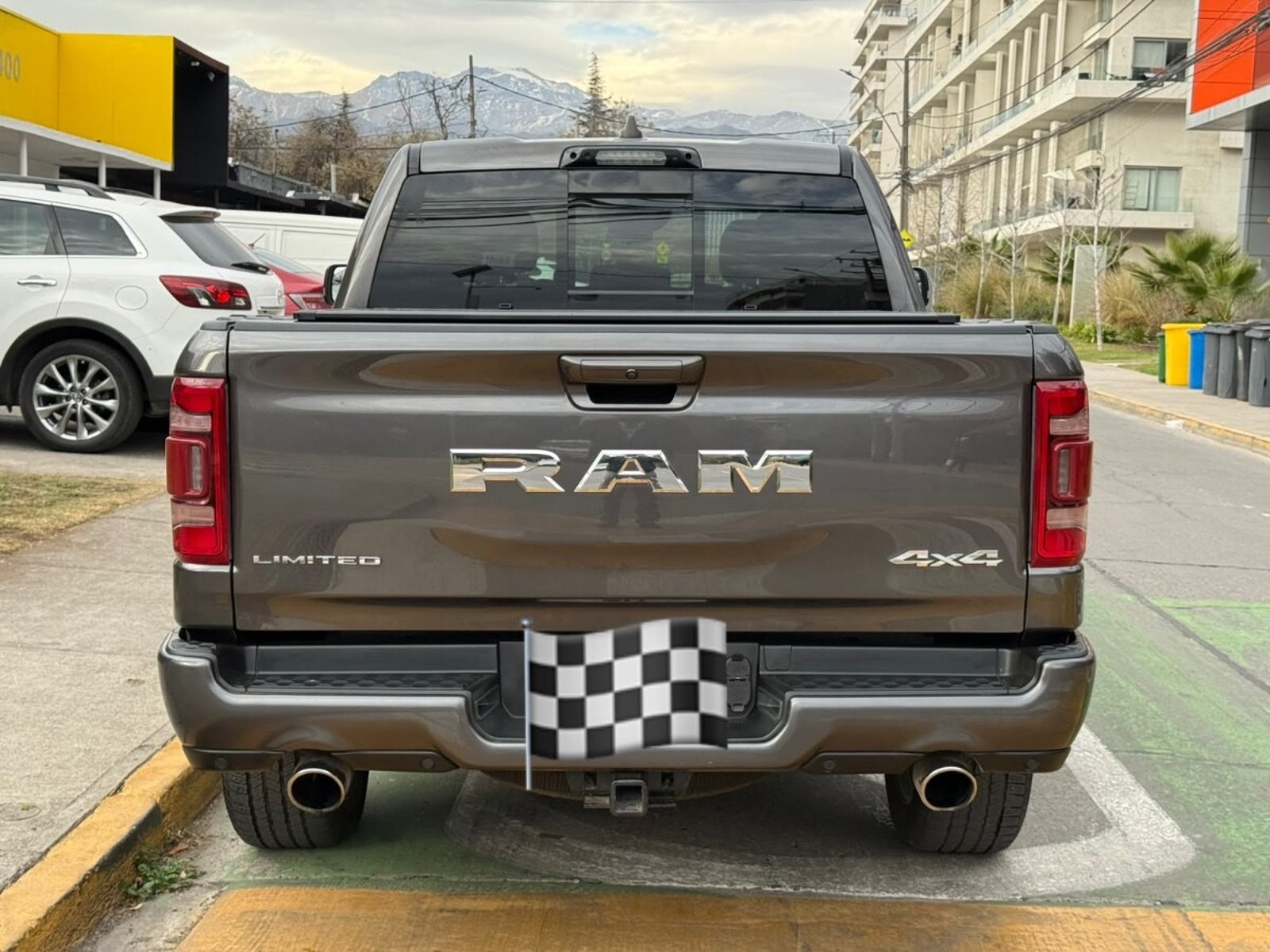 RAM 1500 RAM 1500 LIMITED 5.7 4X4 RAMBOX 2024 - Imagen 6 de 10
