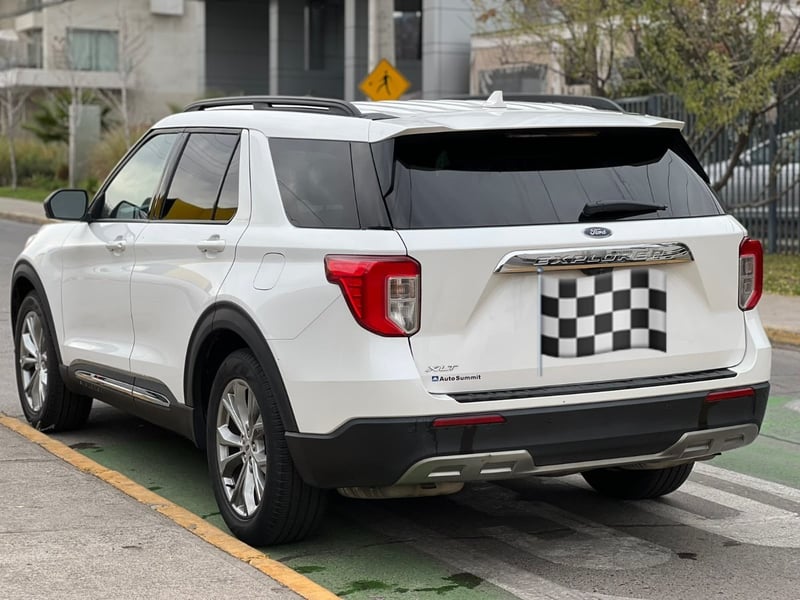 Ford EXPLORER NEW EXPLORER 2.3 XLT AUTO 2022 - Imagen 7 de 10