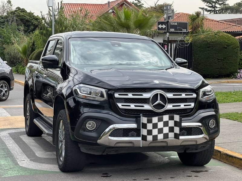 Mercedes-Benz X250 X 250D 2.3 CLASS POWER DOB. CAB. DIESEL 4X4 AT 2020 - Imagen 3 de 10