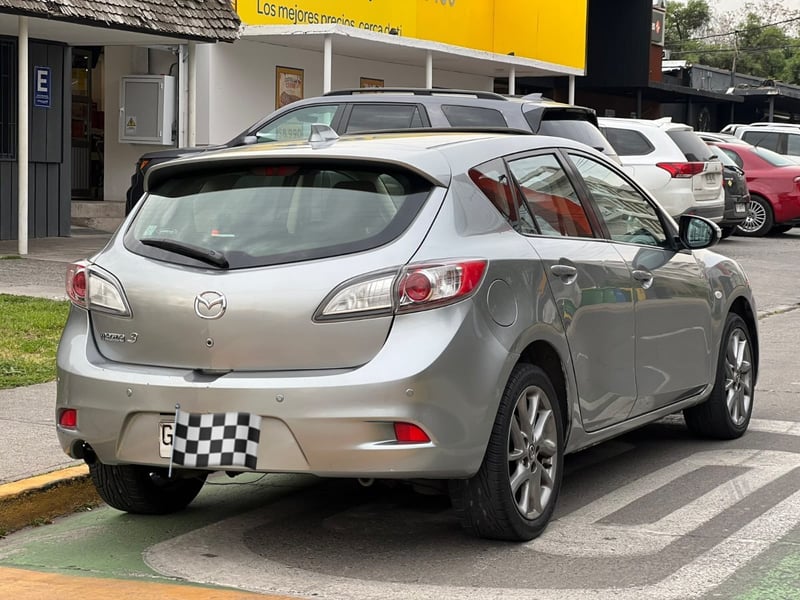 Mazda 3 SPORT Mazda 3 1.6 SPORT V 4X2 AUTOMATICO TECHO 2014 - Imagen 5 de 10