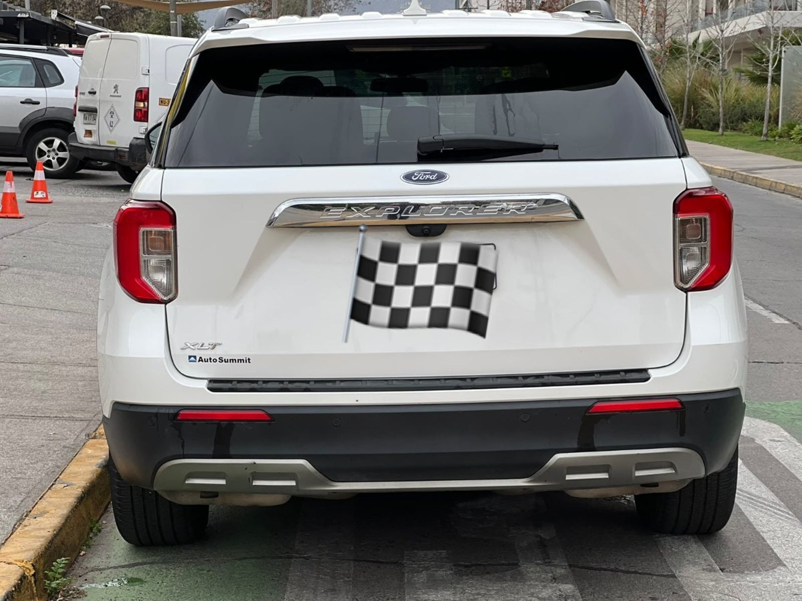 Ford EXPLORER NEW EXPLORER 2.3 XLT AUTO 2022 - Imagen 6 de 10